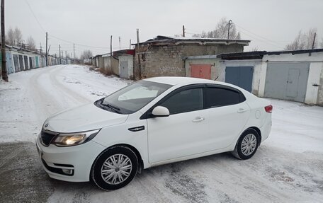 KIA Rio III рестайлинг, 2016 год, 925 000 рублей, 3 фотография