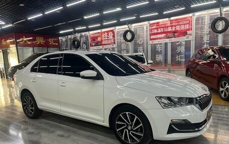 Skoda Rapid II, 2020 год, 1 345 000 рублей, 2 фотография