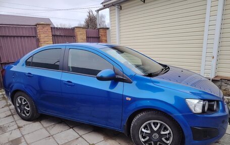 Chevrolet Aveo III, 2012 год, 700 000 рублей, 3 фотография