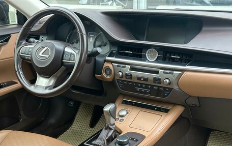 Lexus ES VII, 2017 год, 2 899 000 рублей, 13 фотография