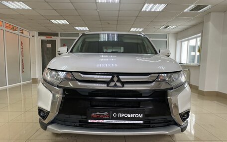 Mitsubishi Outlander III рестайлинг 3, 2017 год, 1 899 999 рублей, 2 фотография