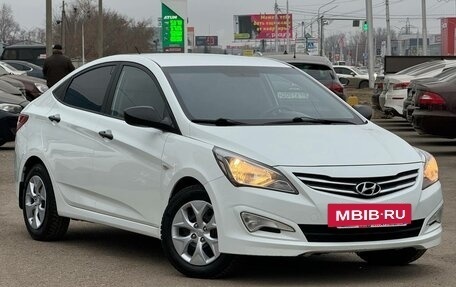 Hyundai Solaris II рестайлинг, 2015 год, 829 000 рублей, 3 фотография