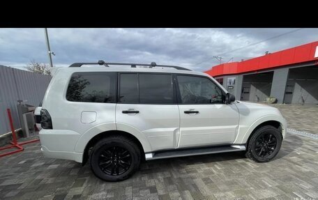 Mitsubishi Pajero IV, 2019 год, 4 450 000 рублей, 2 фотография