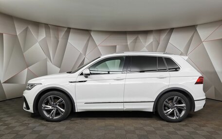 Volkswagen Tiguan II, 2021 год, 4 599 700 рублей, 5 фотография