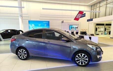 Hyundai Solaris II рестайлинг, 2015 год, 1 195 000 рублей, 4 фотография