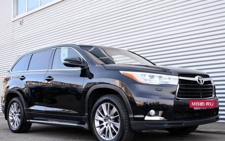 Toyota Highlander III, 2014 год, 2 639 000 рублей, 3 фотография