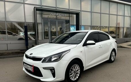 KIA Rio IV, 2018 год, 1 560 000 рублей, 1 фотография