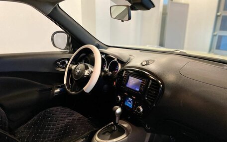 Nissan Juke II, 2011 год, 955 000 рублей, 12 фотография