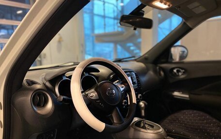 Nissan Juke II, 2011 год, 955 000 рублей, 23 фотография