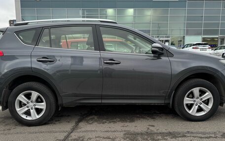 Toyota RAV4, 2013 год, 2 345 000 рублей, 2 фотография