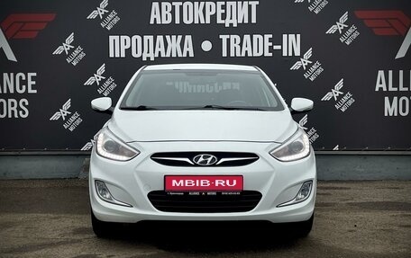 Hyundai Solaris II рестайлинг, 2013 год, 1 090 000 рублей, 2 фотография