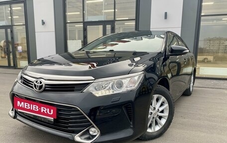 Toyota Camry, 2017 год, 2 695 000 рублей, 6 фотография