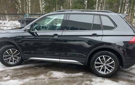 Volkswagen Tiguan II, 2018 год, 2 850 000 рублей, 5 фотография