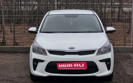 KIA Rio IV, 2017 год, 1 350 000 рублей, 2 фотография