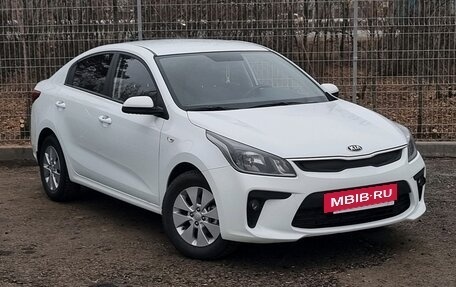 KIA Rio IV, 2017 год, 1 350 000 рублей, 3 фотография