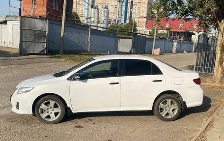 Toyota Corolla, 2011 год, 750 000 рублей, 4 фотография