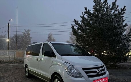 Hyundai H-1 II рестайлинг, 2016 год, 2 350 000 рублей, 5 фотография