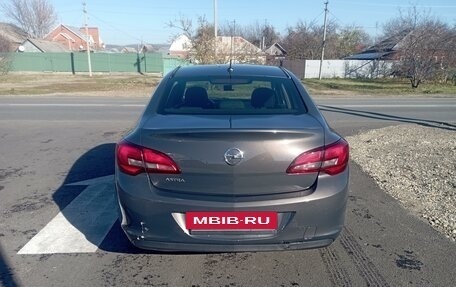 Opel Astra J, 2012 год, 920 000 рублей, 3 фотография