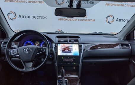 Toyota Camry, 2017 год, 2 590 000 рублей, 18 фотография