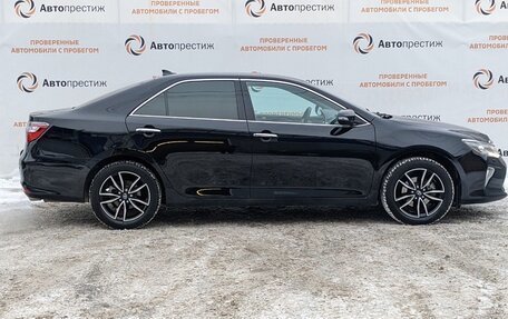 Toyota Camry, 2017 год, 2 590 000 рублей, 11 фотография