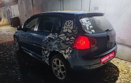 Volkswagen Golf V, 2004 год, 450 000 рублей, 16 фотография