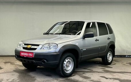 Chevrolet Niva I рестайлинг, 2015 год, 700 000 рублей, 1 фотография