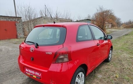 Toyota Yaris III рестайлинг, 2007 год, 530 000 рублей, 13 фотография