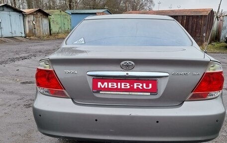 Toyota Camry V40, 2004 год, 635 000 рублей, 4 фотография