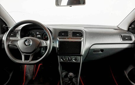 Volkswagen Polo VI (EU Market), 2019 год, 1 329 000 рублей, 17 фотография