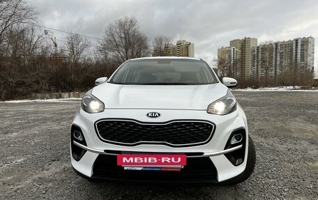 KIA Sportage IV рестайлинг, 2018 год, 1 960 000 рублей, 3 фотография