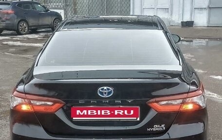 Toyota Camry, 2022 год, 3 700 000 рублей, 2 фотография