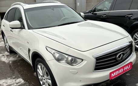 Infiniti QX70, 2014 год, 2 985 000 рублей, 2 фотография