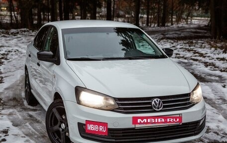 Volkswagen Polo VI (EU Market), 2018 год, 850 000 рублей, 2 фотография