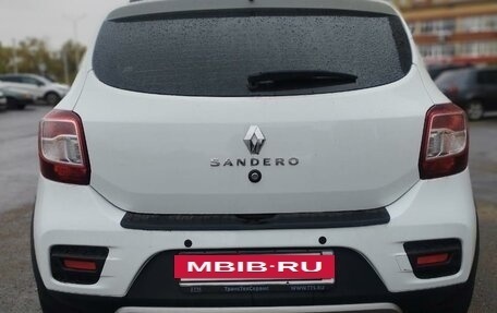 Renault Sandero II рестайлинг, 2019 год, 1 400 000 рублей, 2 фотография