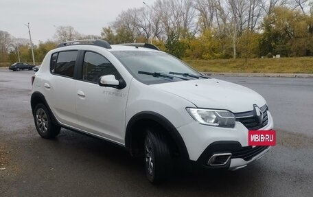 Renault Sandero II рестайлинг, 2019 год, 1 400 000 рублей, 4 фотография