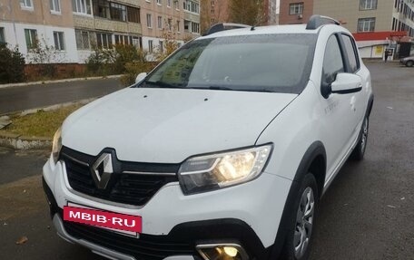 Renault Sandero II рестайлинг, 2019 год, 1 400 000 рублей, 6 фотография