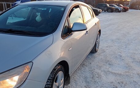 Opel Astra J, 2011 год, 720 000 рублей, 4 фотография