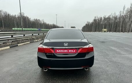 Honda Accord IX рестайлинг, 2013 год, 2 490 000 рублей, 2 фотография