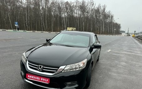 Honda Accord IX рестайлинг, 2013 год, 2 490 000 рублей, 5 фотография