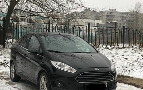 Ford Fiesta, 2015 год, 907 000 рублей, 2 фотография