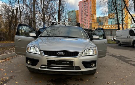 Ford Focus II рестайлинг, 2006 год, 690 000 рублей, 28 фотография