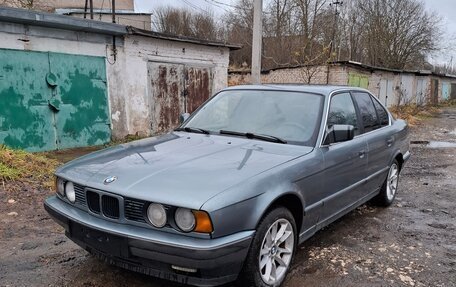 BMW 5 серия, 1989 год, 190 000 рублей, 1 фотография