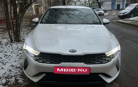 KIA K5, 2021 год, 2 200 000 рублей, 2 фотография