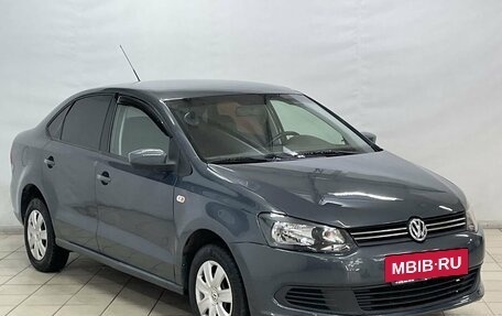 Volkswagen Polo VI (EU Market), 2011 год, 595 000 рублей, 2 фотография