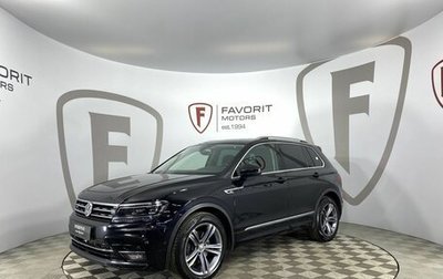 Volkswagen Tiguan II, 2019 год, 2 680 000 рублей, 1 фотография