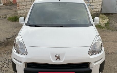 Peugeot Partner II рестайлинг 2, 2013 год, 1 200 000 рублей, 8 фотография