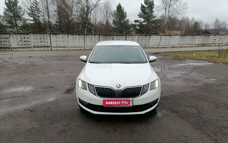 Skoda Octavia, 2018 год, 950 000 рублей, 2 фотография