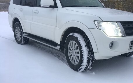 Mitsubishi Pajero IV, 2011 год, 2 000 000 рублей, 6 фотография