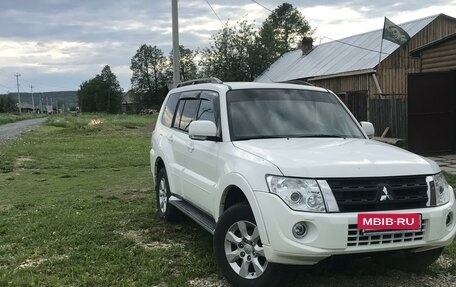 Mitsubishi Pajero IV, 2011 год, 2 000 000 рублей, 22 фотография