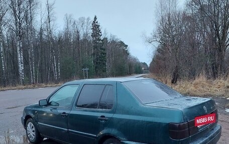 Volkswagen Vento, 1996 год, 190 000 рублей, 4 фотография